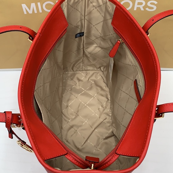 MICHAEL KORS JET SET TRAVEL LARGE TOP ZIP SHOULDER TOTE FLAME COLOR - Picture 8 of 14